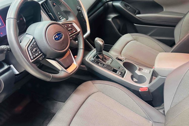 Used Subaru Solterra 2024 2.5i AWD Elite Edition EyeSight Interior 4