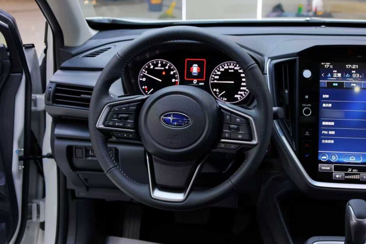 Used Subaru Solterra 2024 2.5i AWD Luxury Edition EyeSight Interior 8