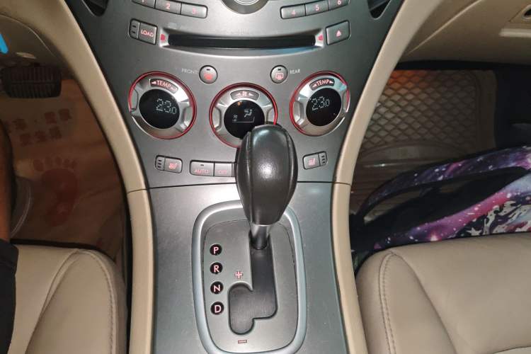 Used Subaru Tribeca 2007 3.0 Gear Lever