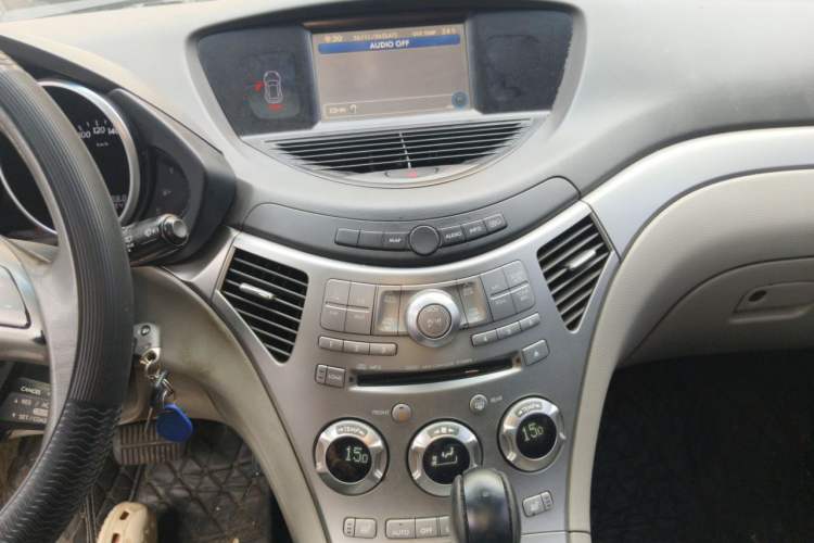 Used Subaru Tribeca 2008 3.6R Audio And AC Panel