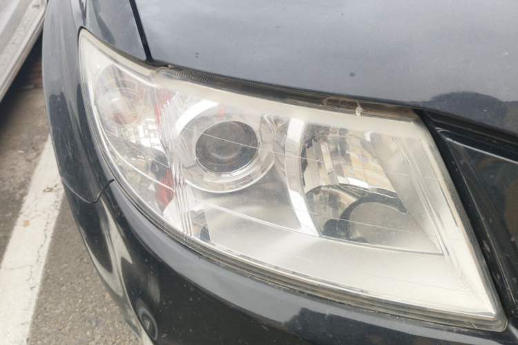 Used Subaru Tribeca 2008 3.6R Right Front Headlight