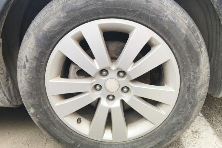 Used Subaru Tribeca 2008 3.6R Right Front Wheel Hub