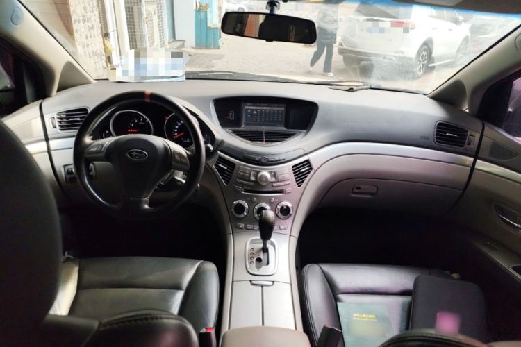 Used Subaru Tribeca 2008 3.6R Center Console