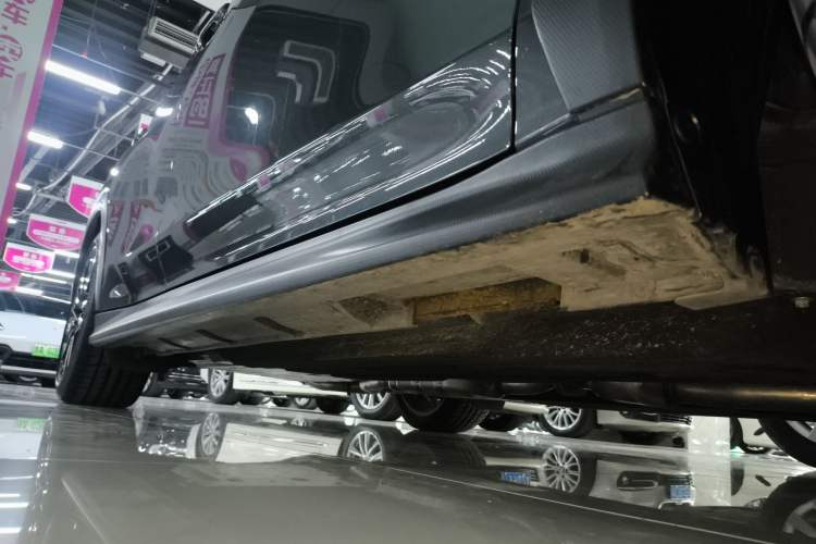 Used Subaru WRX 2024 2.4T Manual Version with EyeSight Right Side Sill