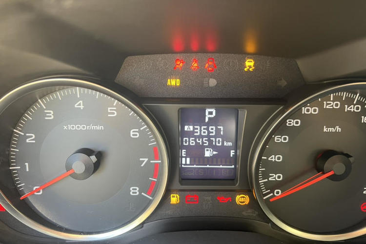 Used Subaru XV 2012 2.0i Elite Edition Odometer Close Up