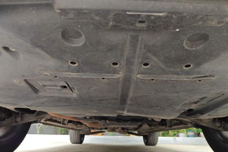Used Subaru XV 2012 2.0i Elite Edition Chassis Front