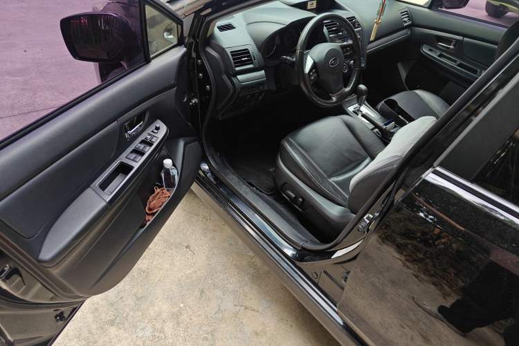 Used Subaru XV 2012 2.0i Elite Edition Driver Seat