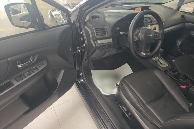 Used Subaru XV 2012 2.0i Elite Edition Driver Seat