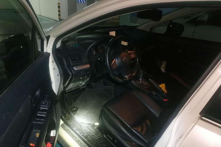 Used Subaru XV 2012 2.0i Elite Edition Driver Seat