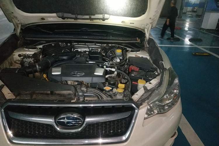 Used Subaru XV 2012 2.0i Elite Edition Engine Bay Left