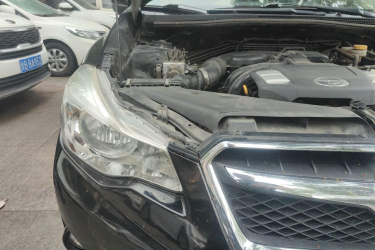 Used Subaru XV 2012 2.0i Elite Edition Engine Bay Right