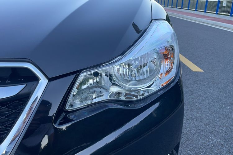 Used Subaru XV 2012 2.0i Elite Edition Exterior 8