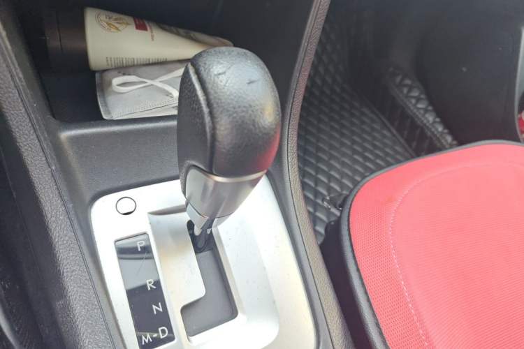 Used Subaru XV 2012 2.0i Elite Navigation Edition Gear Lever