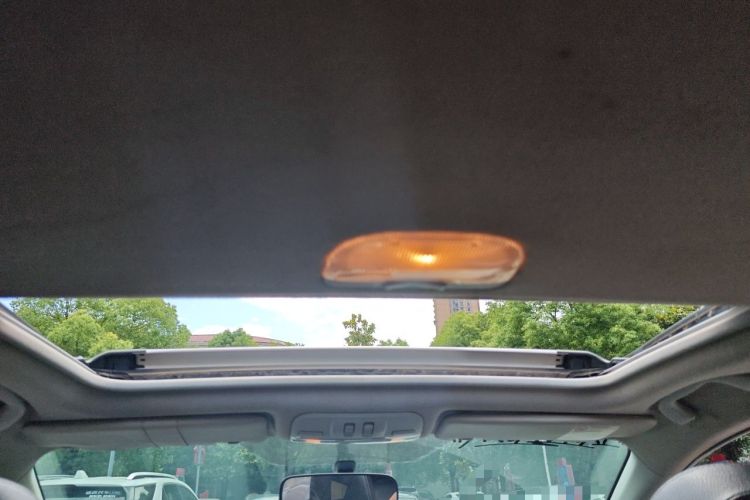 Used Subaru XV 2012 2.0i Elite Navigation Edition Headliner