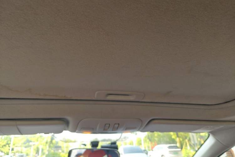 Used Subaru XV 2012 2.0i Elite Navigation Edition Headliner