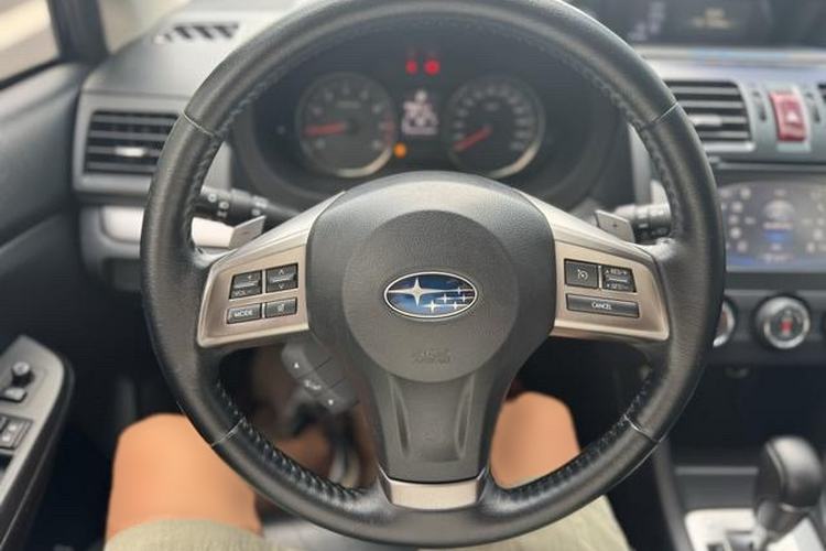 Used Subaru XV 2012 2.0i Elite Edition Interior 10
