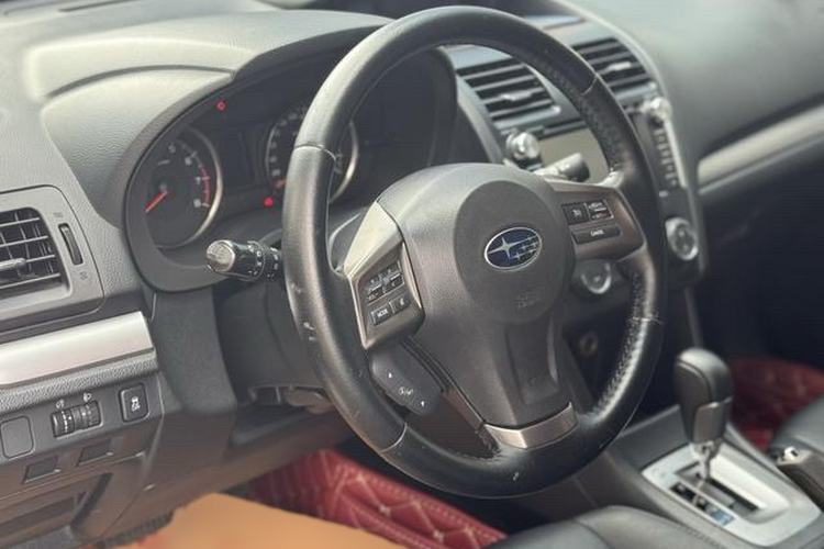 Used Subaru XV 2012 2.0i Elite Edition Interior 3