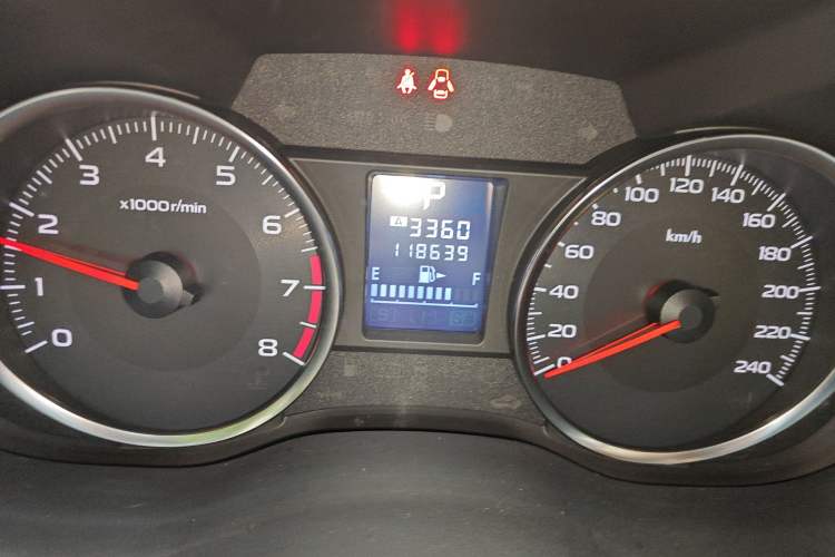 Used Subaru XV 2012 2.0i Elite Edition Odometer Close Up