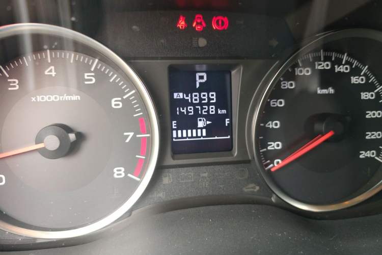 Used Subaru XV 2012 2.0i Luxury Edition Odometer Close Up