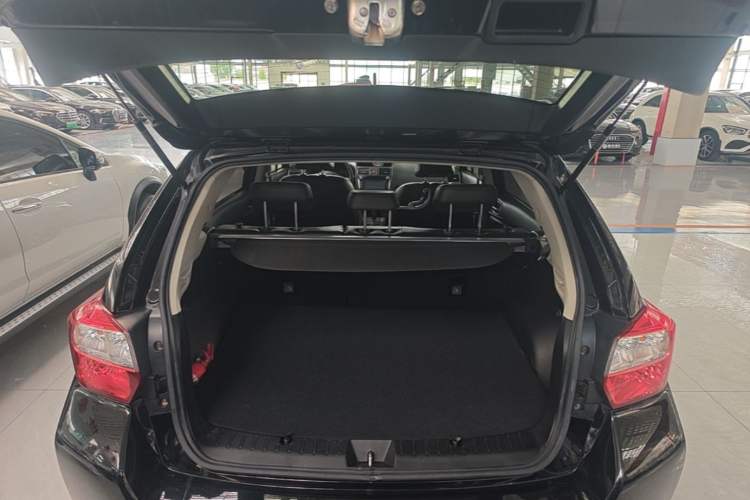 Used Subaru XV 2012 2.0i Elite Edition Trunk