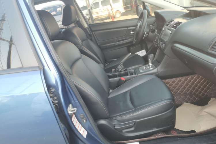 Used Subaru XV 2012 2.0i Elite Navigation Edition Right Front Seat