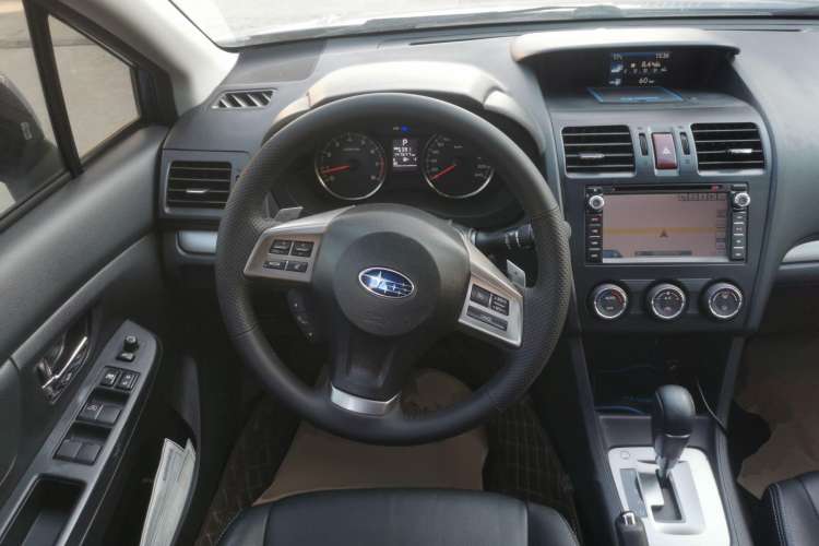 Used Subaru XV 2012 2.0i Elite Navigation Edition Steering Wheel
