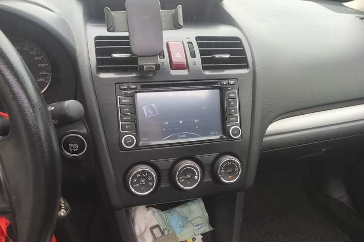Used Subaru XV 2012 2.0i Comfort Edition Audio And AC Panel