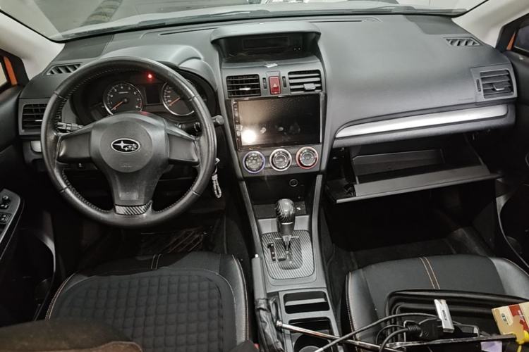 Used Subaru XV 2012 2.0i Comfort Edition Center Console