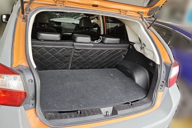 Used Subaru XV 2012 2.0i Comfort Edition Trunk