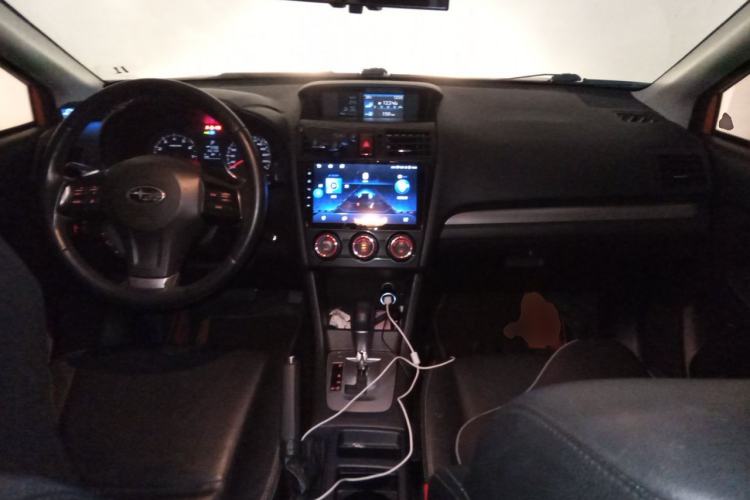 Used Subaru XV 2012 2.0i Elite Edition Center Console