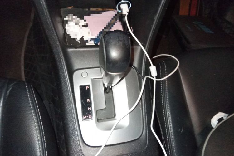 Used Subaru XV 2012 2.0i Elite Edition Gear Lever