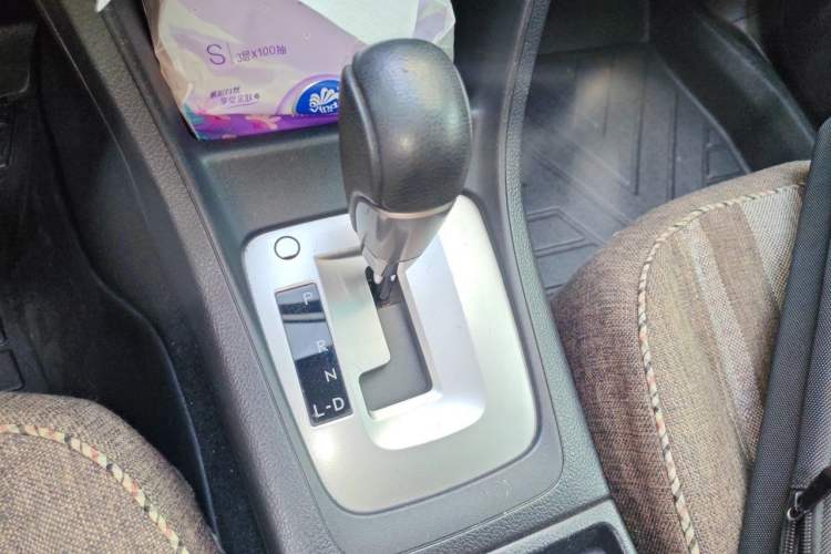 Used Subaru XV 2012 2.0i Comfort Edition Gear Lever