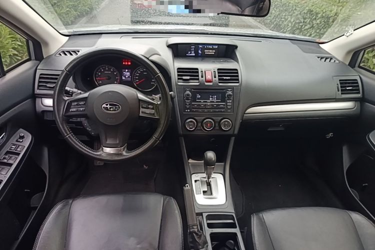 Used Subaru XV 2012 2.0i Luxury Edition Center Console