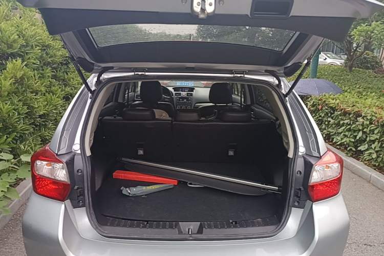 Used Subaru XV 2012 2.0i Luxury Edition Trunk