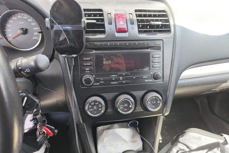 Used Subaru XV 2012 2.0i Comfort Edition Audio And AC Panel