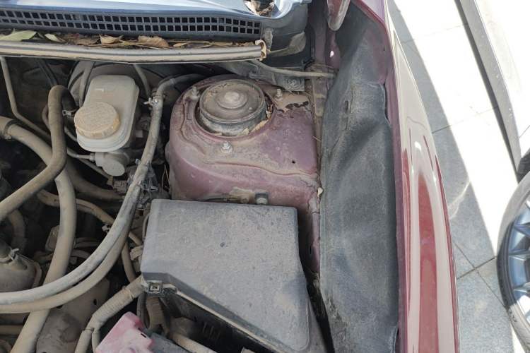 Used Subaru XV 2012 2.0i Comfort Edition Engine Bay Left
