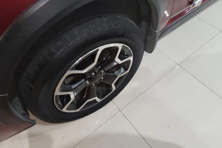Used Subaru XV 2012 2.0i Elite Edition Exterior 2
