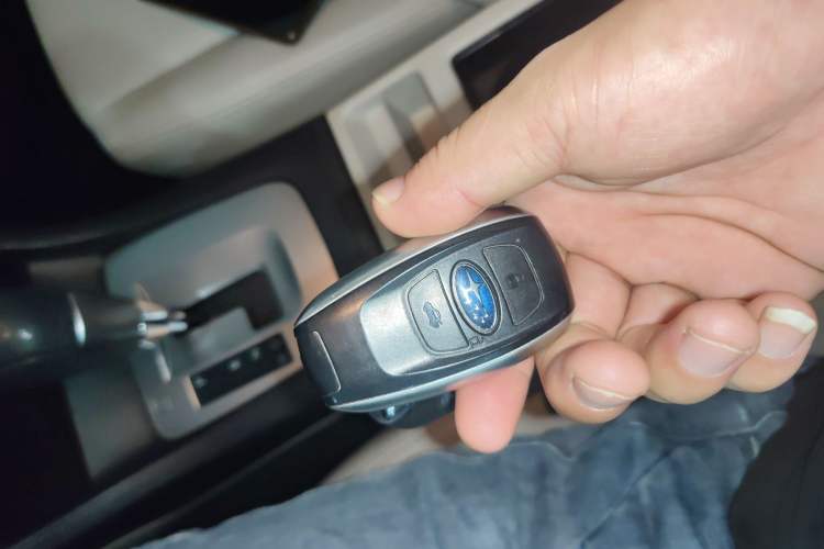Used Subaru XV 2012 2.0i Elite Edition Interior 1