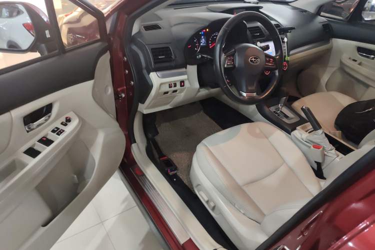Used Subaru XV 2012 2.0i Elite Edition Interior 3