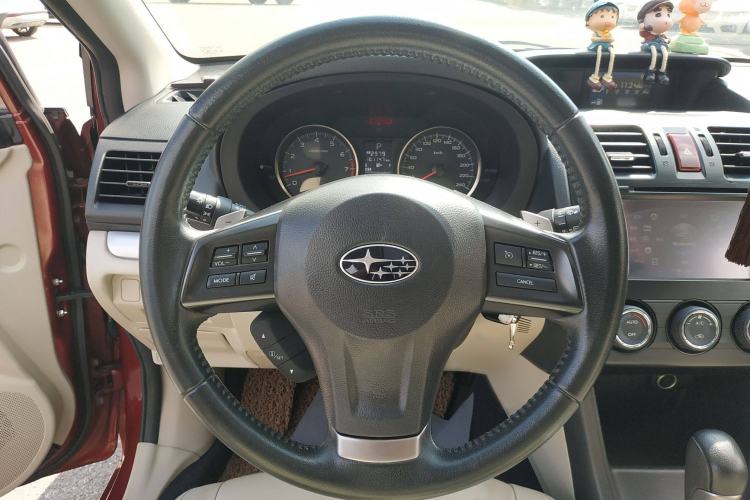 Used Subaru XV 2012 2.0i Elite Edition Interior 6