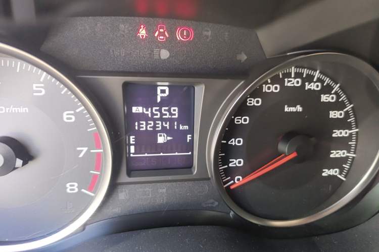 Used Subaru XV 2012 2.0i Comfort Edition Odometer Close Up