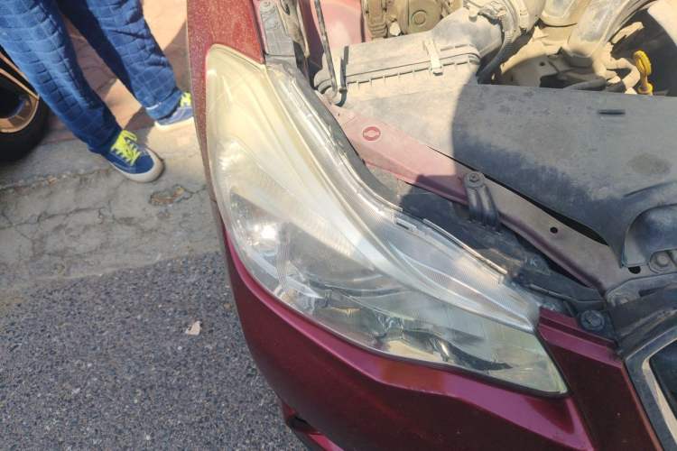 Used Subaru XV 2012 2.0i Comfort Edition Right Front Headlight