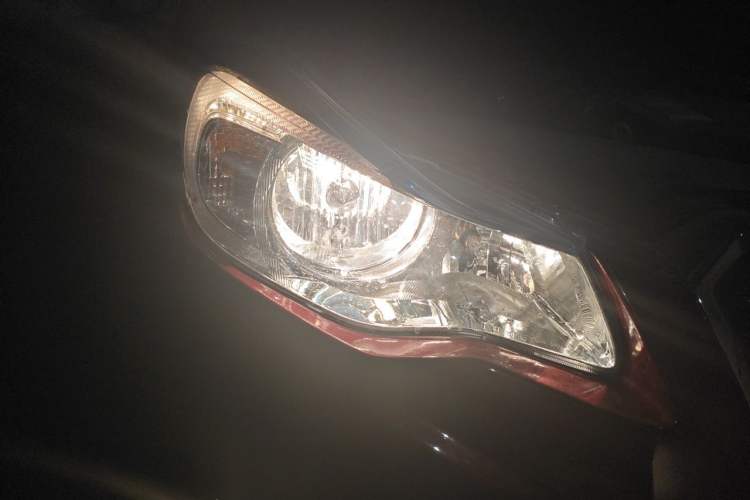 Used Subaru XV 2012 2.0i Comfort Edition Right Front Headlight