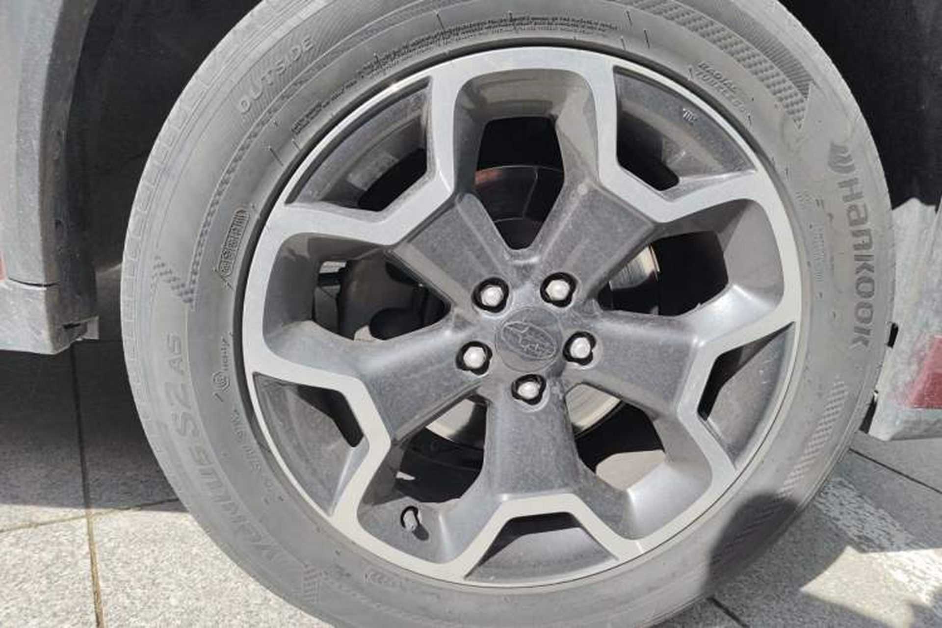 Used Subaru XV 2012 2.0i Comfort Edition Right Front Wheel Hub