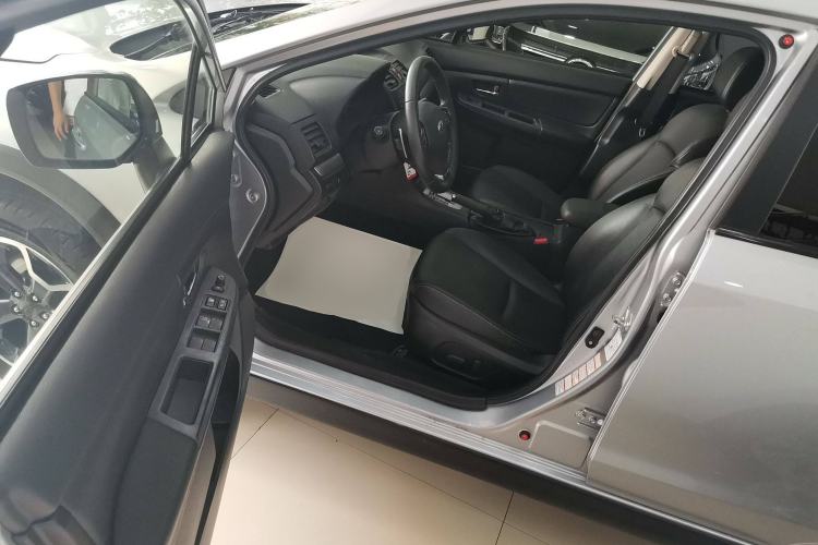 Used Subaru XV 2012 2.0i Elite Edition Driver Seat