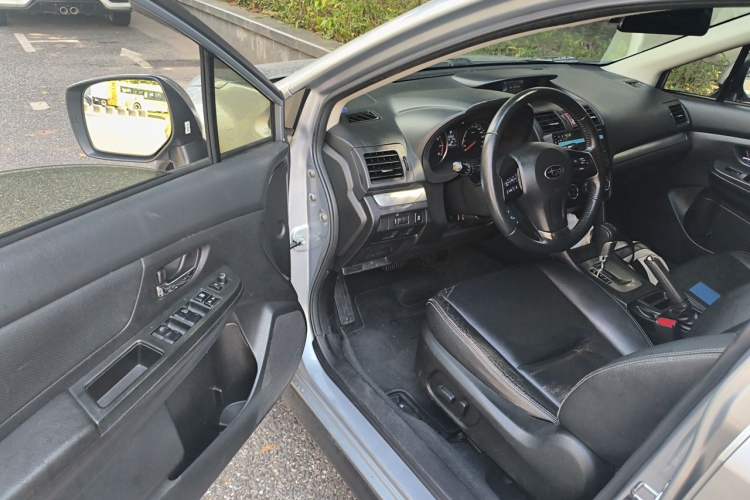 Used Subaru XV 2012 2.0i Luxury Navigation Edition Driver Seat