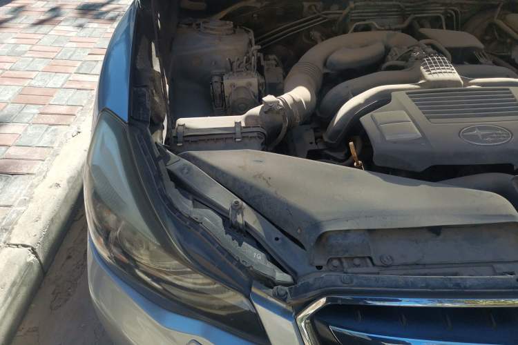 Used Subaru XV 2012 2.0i Luxury Navigation Edition Engine Bay Right