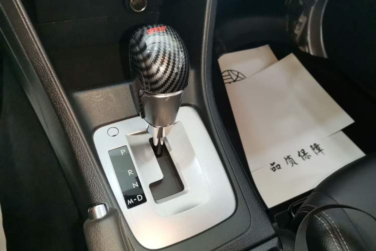 Used Subaru XV 2012 2.0i Elite Edition Gear Lever