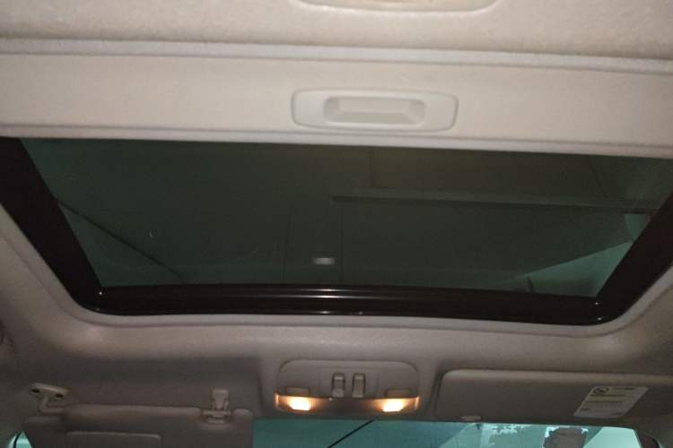 Used Subaru XV 2012 2.0i Elite Edition Headliner
