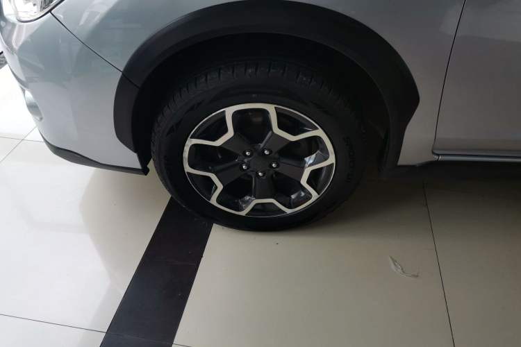 Used Subaru XV 2012 2.0i Elite Edition Left Front Wheel Hub